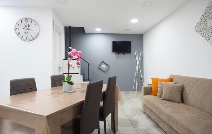 Graphite House Apartment Наполи Екстериор снимка