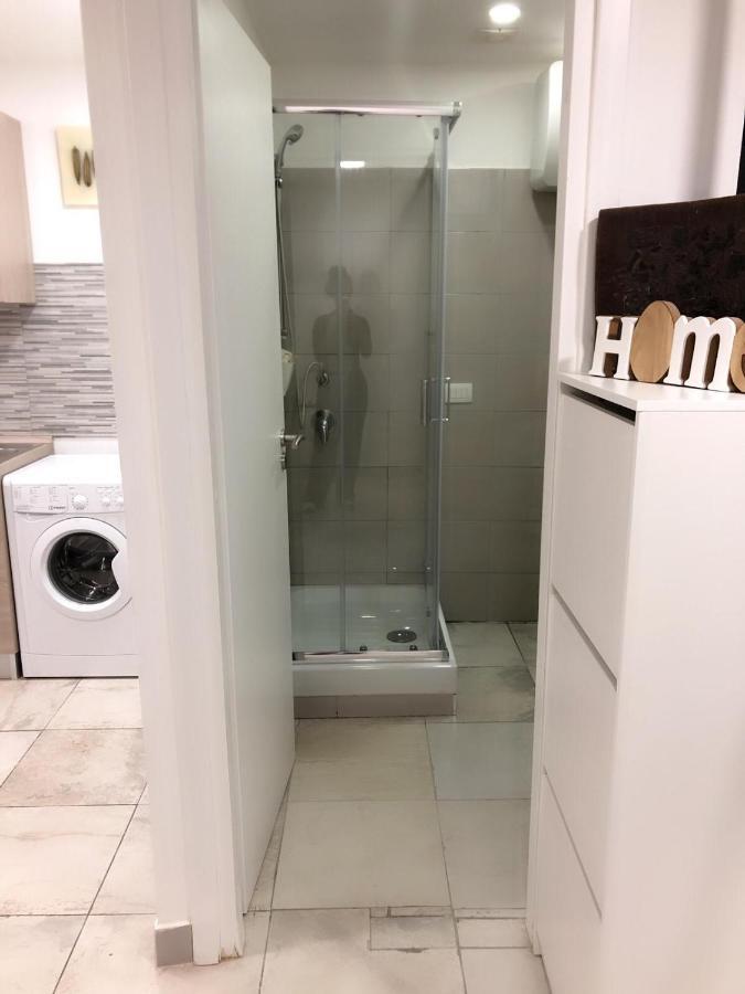 Graphite House Apartment Наполи Екстериор снимка